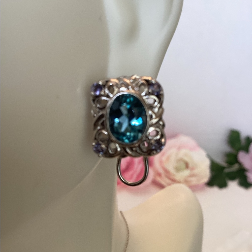 10k LONDON BLUE TOPAZ LEVERBACK EARRINGS